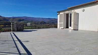 Appartamento di 110 m² con più di 5 locali a Bibbi