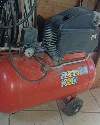 COMPRESSORE  D ARIA PORTATILE