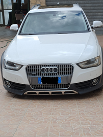 Audi A4 oll road