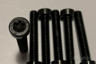 Viti per castelletto alberi a camme mv agusta