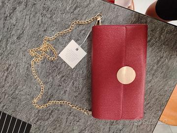 Borsa Rossa Perfetta per uscire