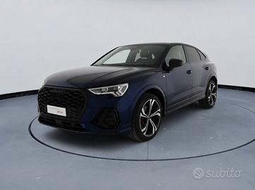 Audi Q3 Sportback 35 2.0 tdi Identity Black s-tron