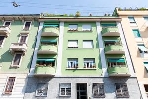 Ampio bilocale gradevole Vercelli con balcone