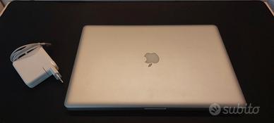Macbook Pro 17  A1297 Late2011 - i7-500gb-16gb