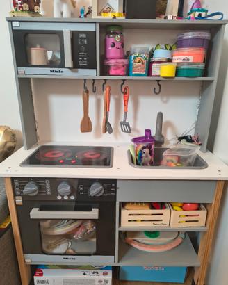 Cucina Miele in legno