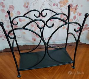 portariviste in ferro battuto 