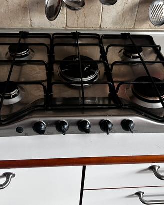 Fornello 5 fuochi zanussi