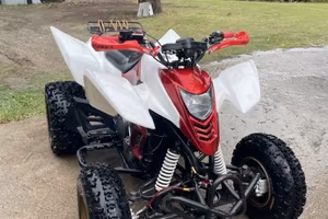 Quad Yamaha 900