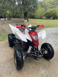 Quad Yamaha 900