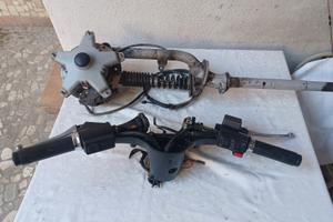 forcella e manubrio Vespa freno a disco
