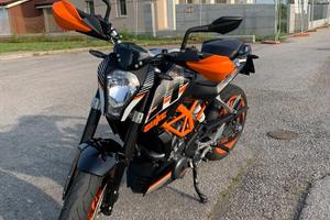 Ktm duke 390 2016