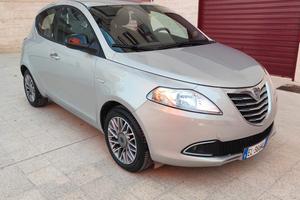 Lancia Ypsilon 1.2 69 CV 5 porte GPL Ecochic Gold