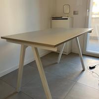 Scrivania TROTTEN IKEA