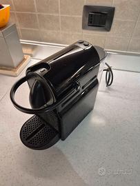 Macchina caffè Nespresso Inissa De Longhi