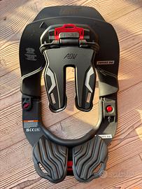Leatt Neck Brace ADV 5.5 Taglia L/XL Nuovo