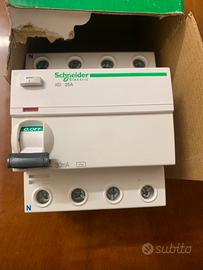 Interruttore differenziale iID 4P 25A Schneider