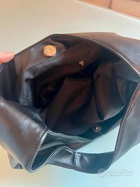 Borsa a spalla nera Nakamoto
