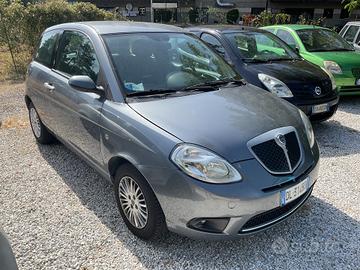 Lancia Ypsilon 1.2 Oro