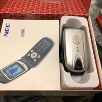 Videofonino della Tre marca Nec e606