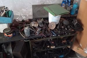 OGGETTI E PARTI MECCANICE AUTO