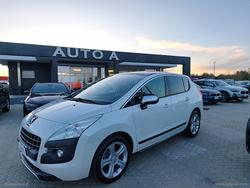 PEUGEOT 3008 1.6 HDi 115 CV Allure