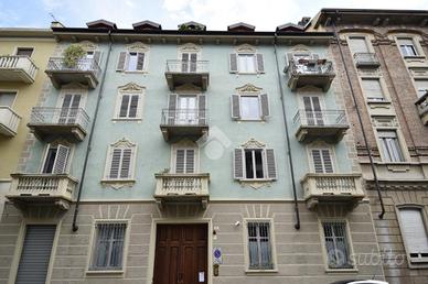 2 LOCALI A TORINO