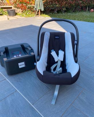 Swggiolinoauto inglesina gruppo 0+  con base auto