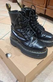 Dr Martens jadon