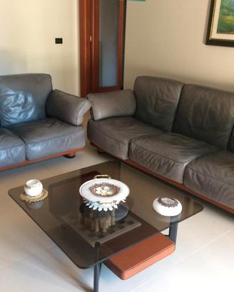 Divani in pelle primo fiore "Rossi di Albizzate"