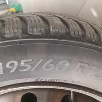 2 ruote complete M+S 195/60 R15