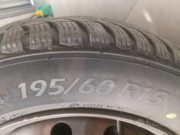 2 ruote complete M+S 195/60 R15