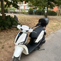 Piaggiao liberty 50 anno 2025 - solo 100 km