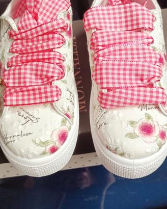 Monnalisa scarpe nuove 30 bianche fiori