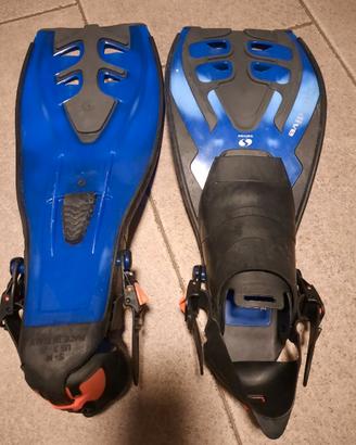 PINNE NUOTO CON CINGHIOLO