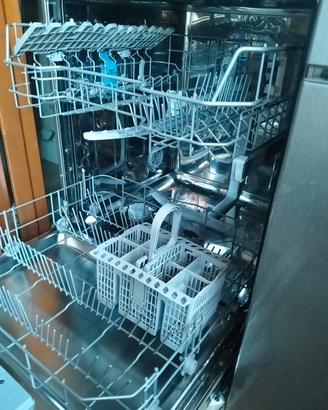 Lavastoviglie INDESIT Fast & Clean