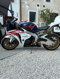 Honda cbr 1000rr 2011