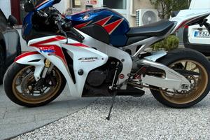 Honda cbr 1000rr 2011