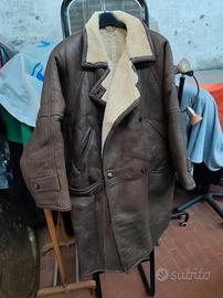 Giaccone in pelle vintage pesantissimo M 52/54 