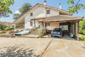VILLA UNIFAMILIARE AD ANGUILLARA SABAZIA