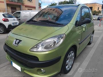 PEUGEOT 1007 CAMBIO AUTOMATICO