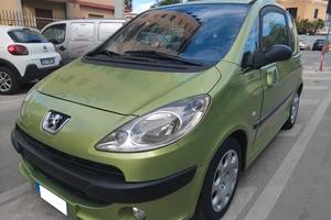 PEUGEOT 1007 CAMBIO AUTOMATICO