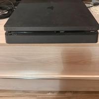 Playstation 4 e accessori