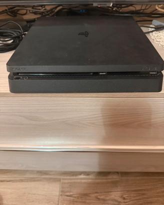 Playstation 4 e accessori