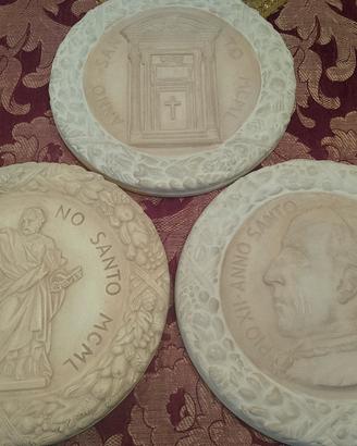 tondi terracotta manifattura di Signa anno santo 1