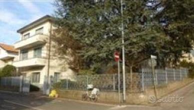 Immobile in asta di 124 m² con 3 locali a Cantù