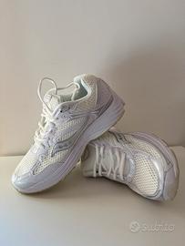 Saucony Omni 9 white