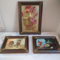 Tre quadri con cornice in metallo 