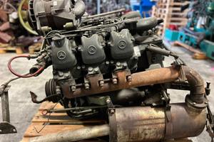 Motore bus mercedes om 421