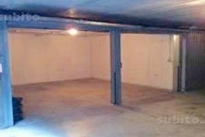 Box doppio a peschiera borromeo porte elettriche