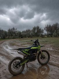 Moto cross